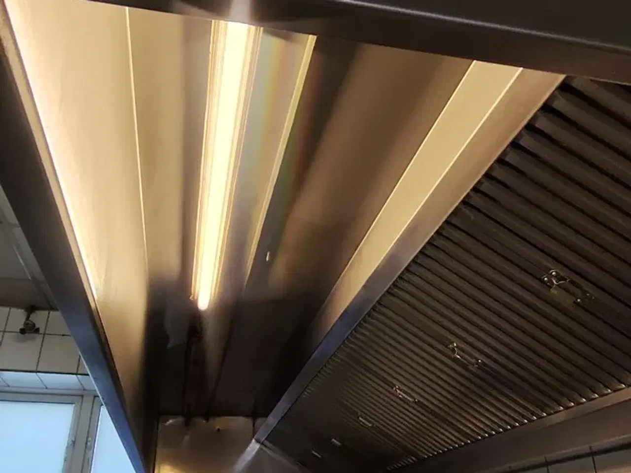 Billede 4 - Udsugning