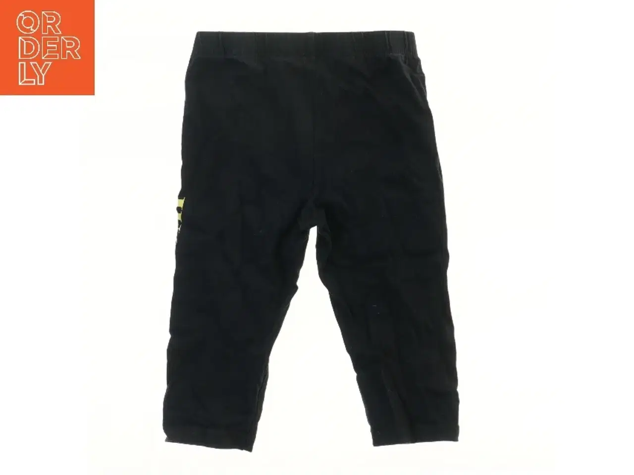 Billede 2 - Børnebukser med tekst fra VRS (str. 116)