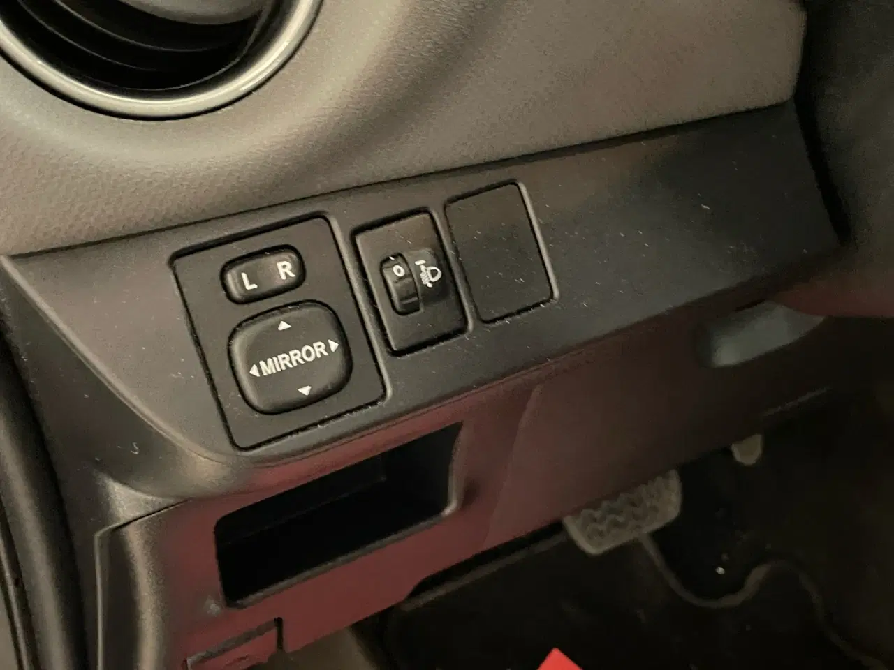 Billede 8 - Toyota Yaris 1,5 Hybrid H2 E-CVT 100HK 5d Trinl. Gear