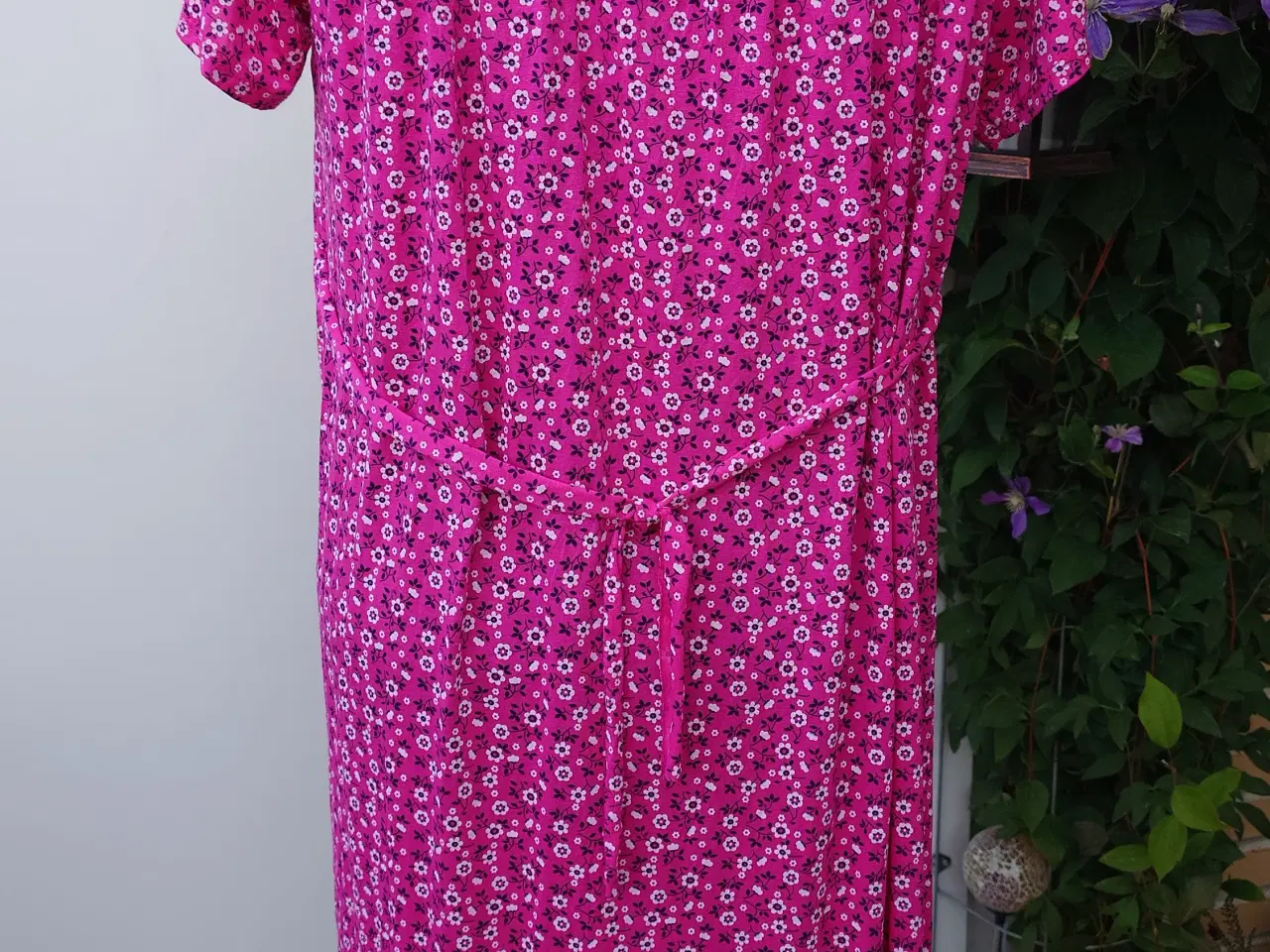 Billede 2 - Ny sommer kjole str xl