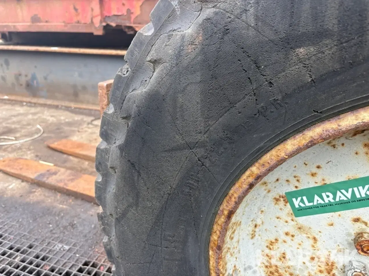 Billede 8 - Dæk til en truck