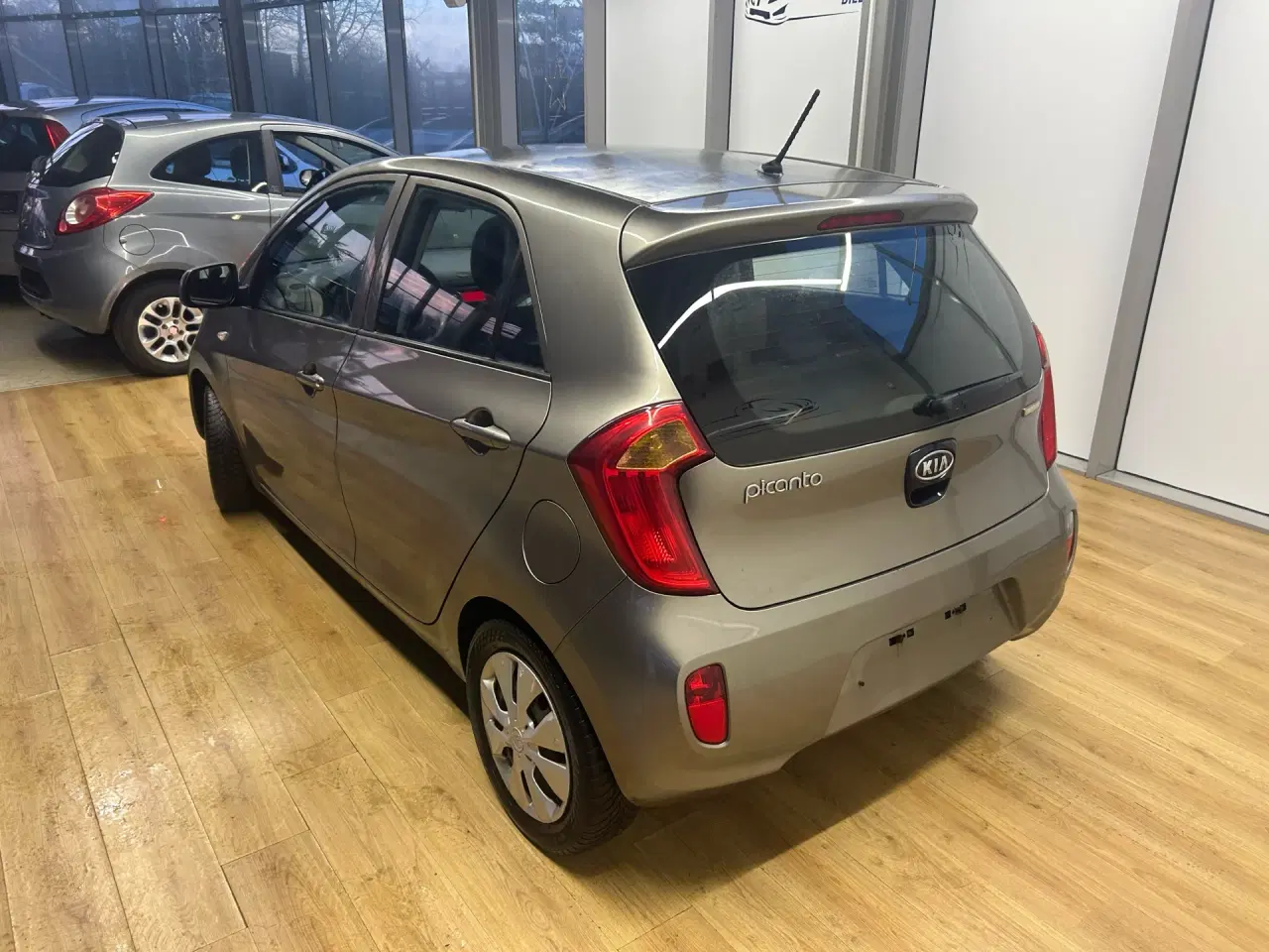 Billede 5 - Kia Picanto 1,0 Style Plus Clim 69HK 5d