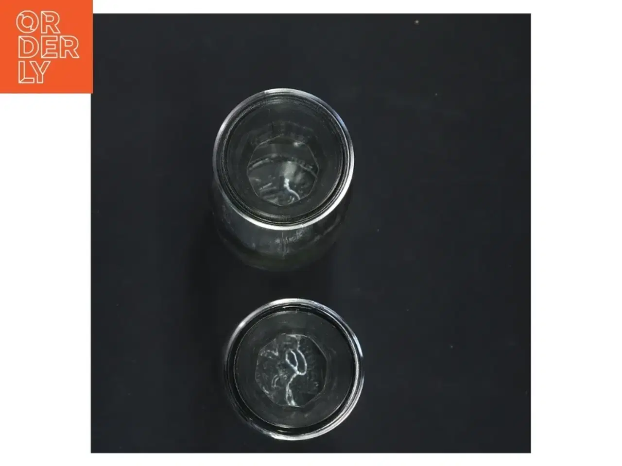 Billede 3 - Glasflasker, sæt af 2 fra Druvan (str. 18,5 cm)