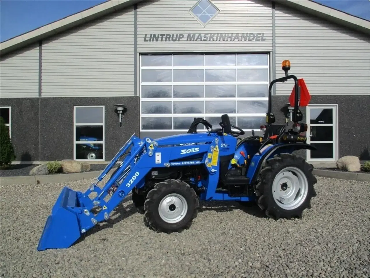 Billede 11 - Solis S26 6+2 gearmaskine med Fuldhydraulisk frontlæsser