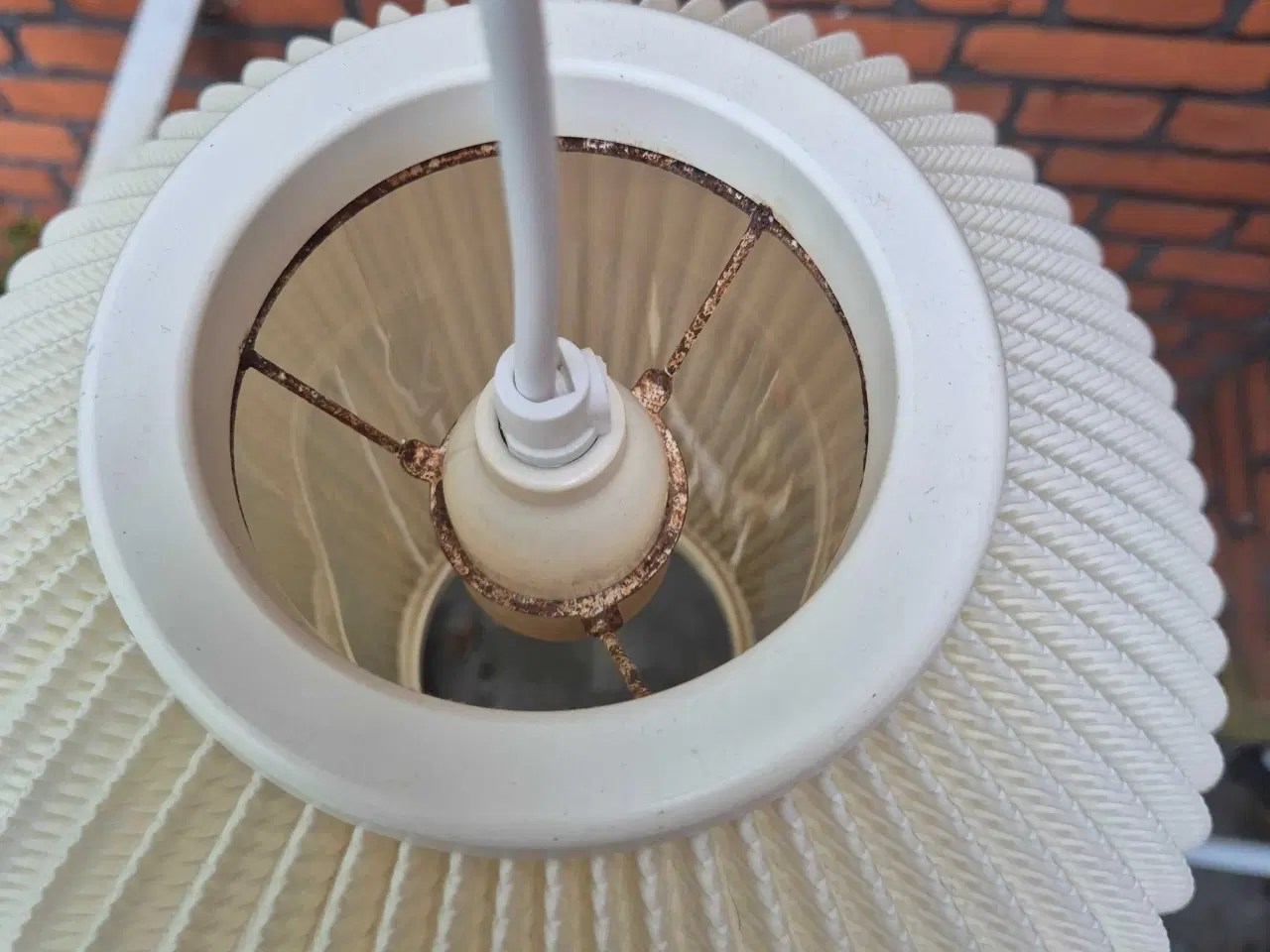 Billede 4 - To smukke Pearl Shade i hvid