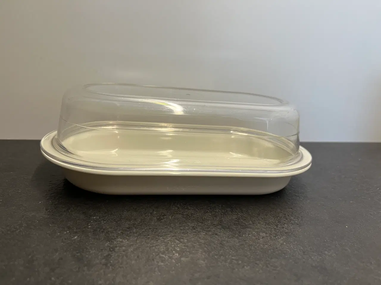 Billede 1 - Tupperware beholder