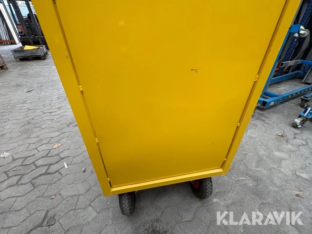 Billede 11 - Plukkeskab på hjul