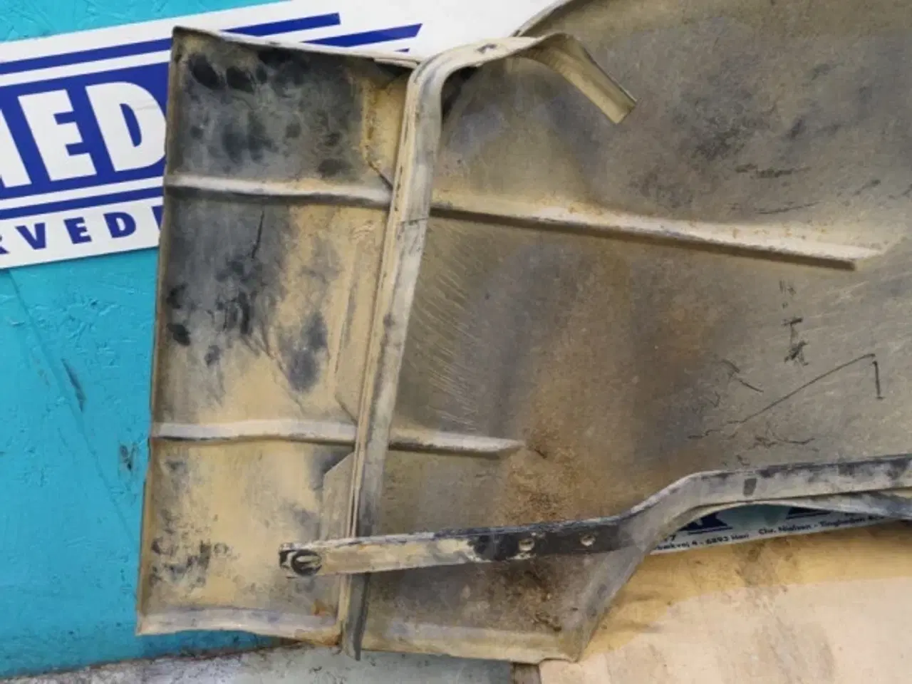 Billede 10 - New Holland TM175 Sideskærm 82020018