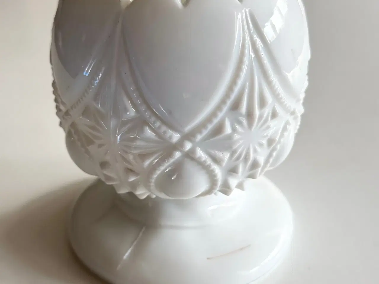 Billede 4 - Vase, opalineglas