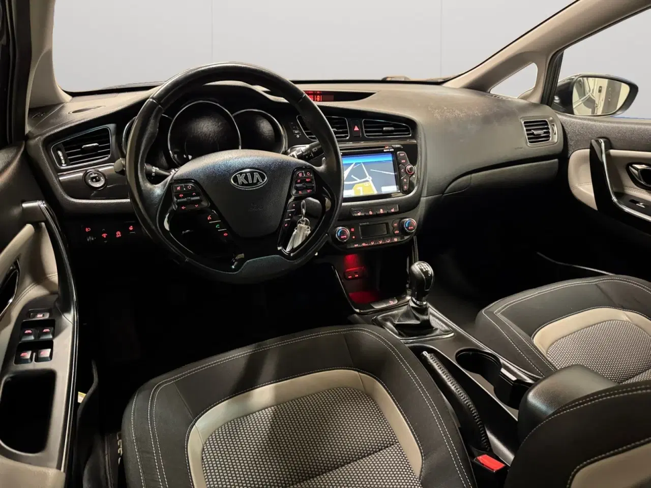 Billede 5 - Kia Ceed 1,6 CRDi 128 Collect SW