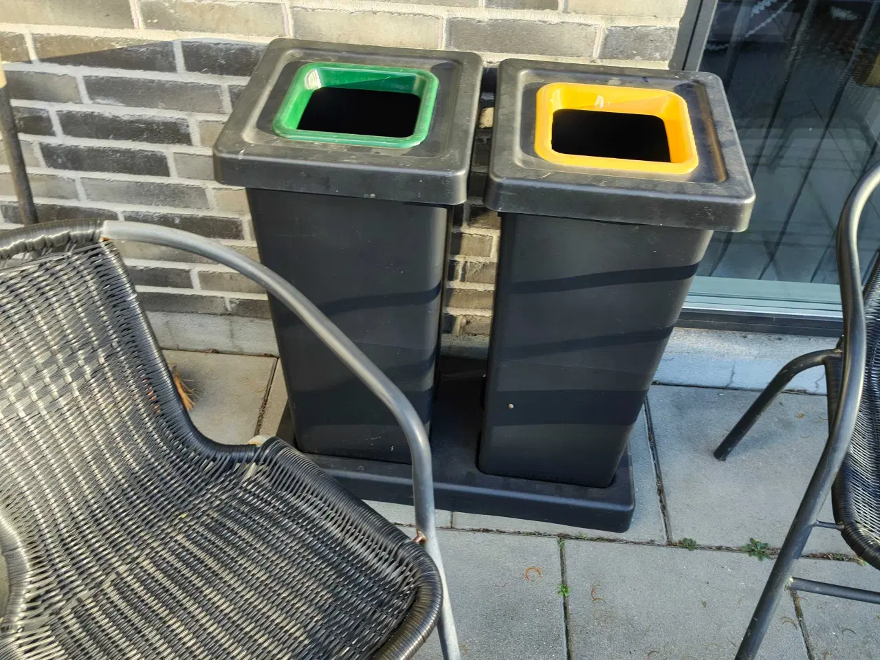 Billede 1 - Affalds beholdere