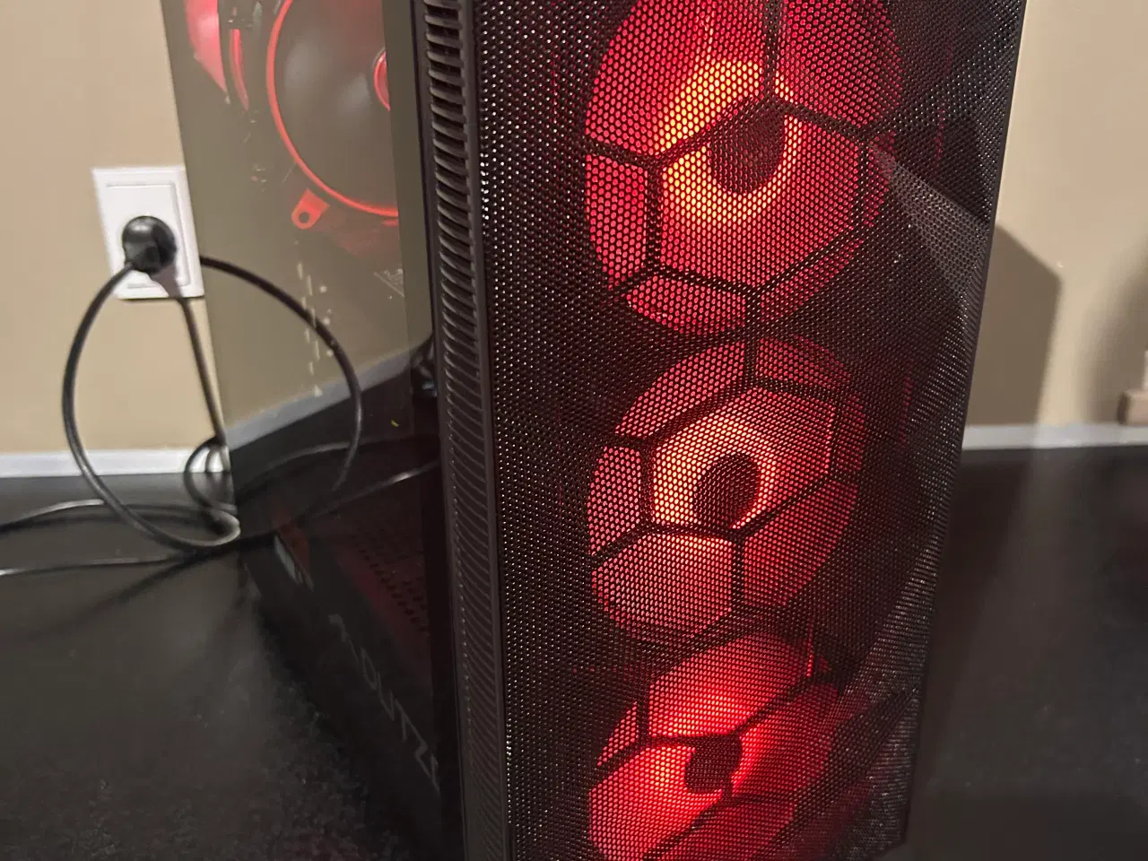 Billede 3 - 💻 GAMING-PC – i7-8700K | GTX 1080 Ti | 16 GB RAM 