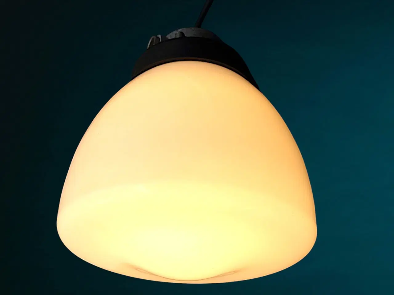 Billede 10 - Stor klassisk industriel pendellampe fra 1960erne
