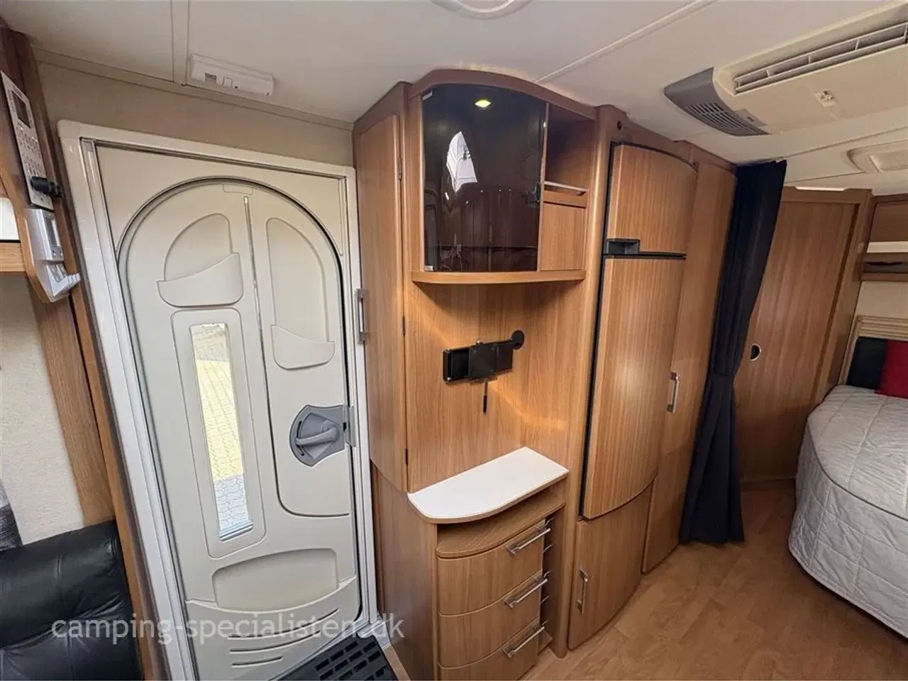 Billede 8 - 2013 - Kabe Royal 590 XL KS   Kabe Royal 590 XL KS 2013 - Se den nu hos Cmping-Specialisten.dk