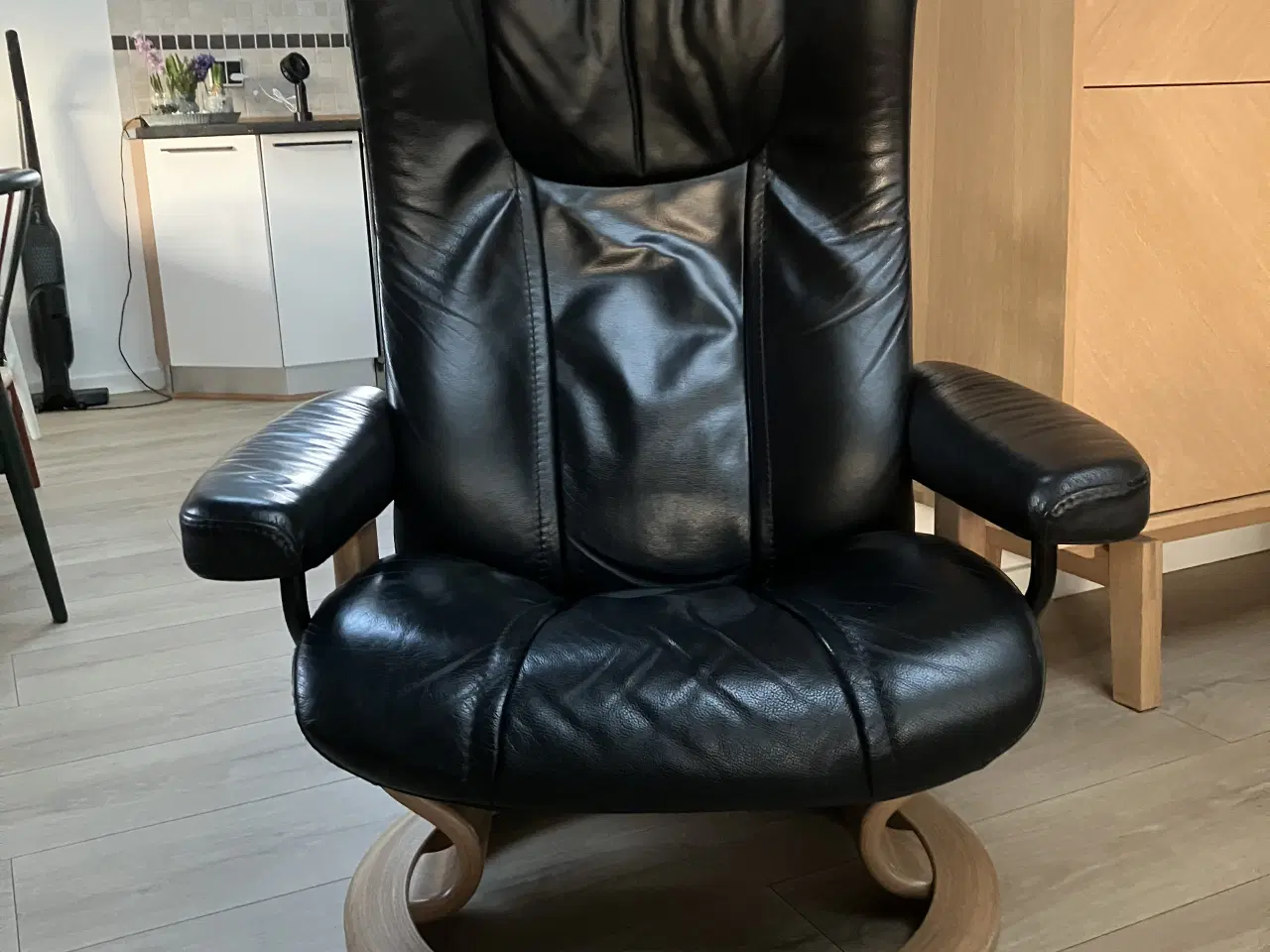 Billede 1 - Stressless stol model ving