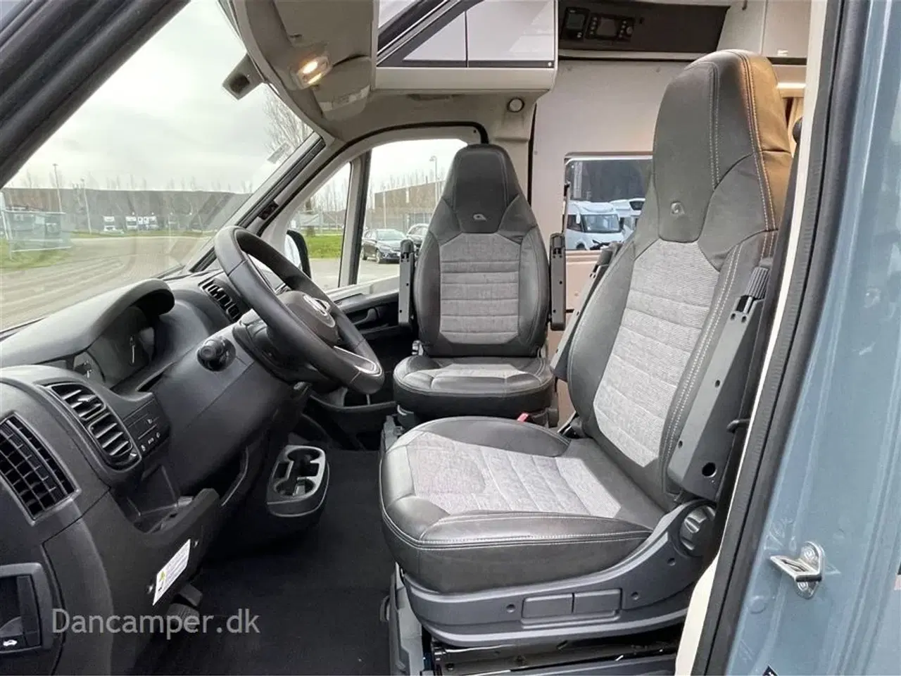 Billede 7 - 2023 - Adria Twin Supreme 640 SLB   Flot Adria Van med masser af ekstraudstyr. Solcelle, Inverter, Lithiumbatteri, Automatgear m.m.