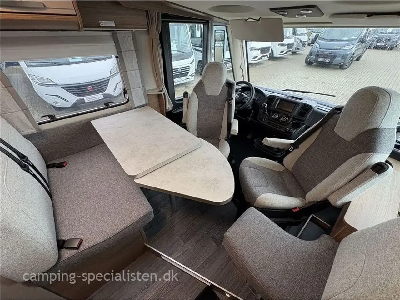 Billede 5 - 2024 - Knaus L!VE I 650 MEG 140 HK   Knaus L!VE I 650 MEG 2024 - Se den nu hos Camping-Specialisten.dk