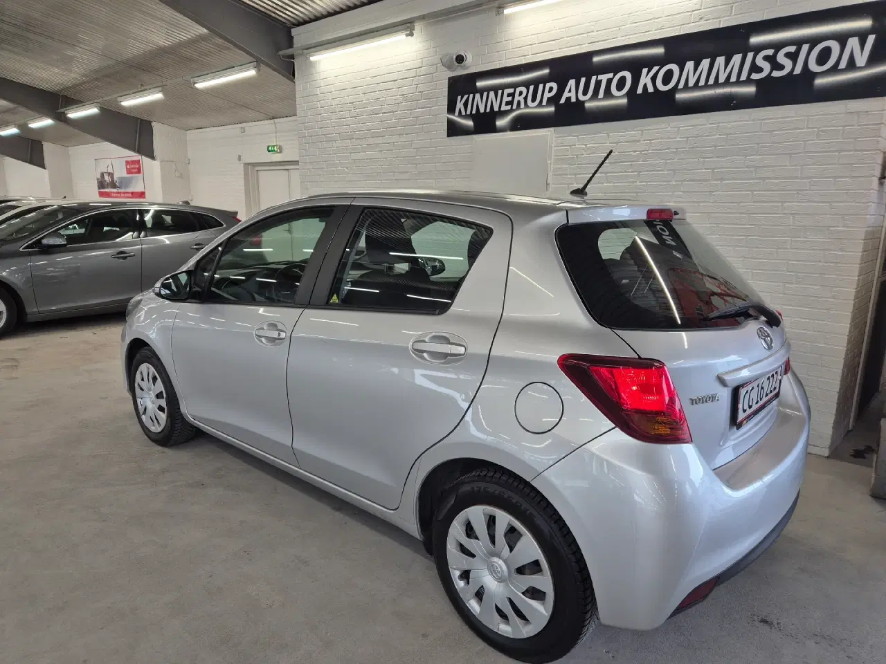 Billede 4 - Toyota Yaris 1,0 VVT-I T2 69HK 5d