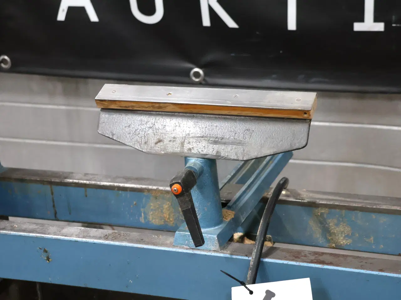 Billede 8 - Stor trædrejebænk Luna SP1000, m/25 stk jern