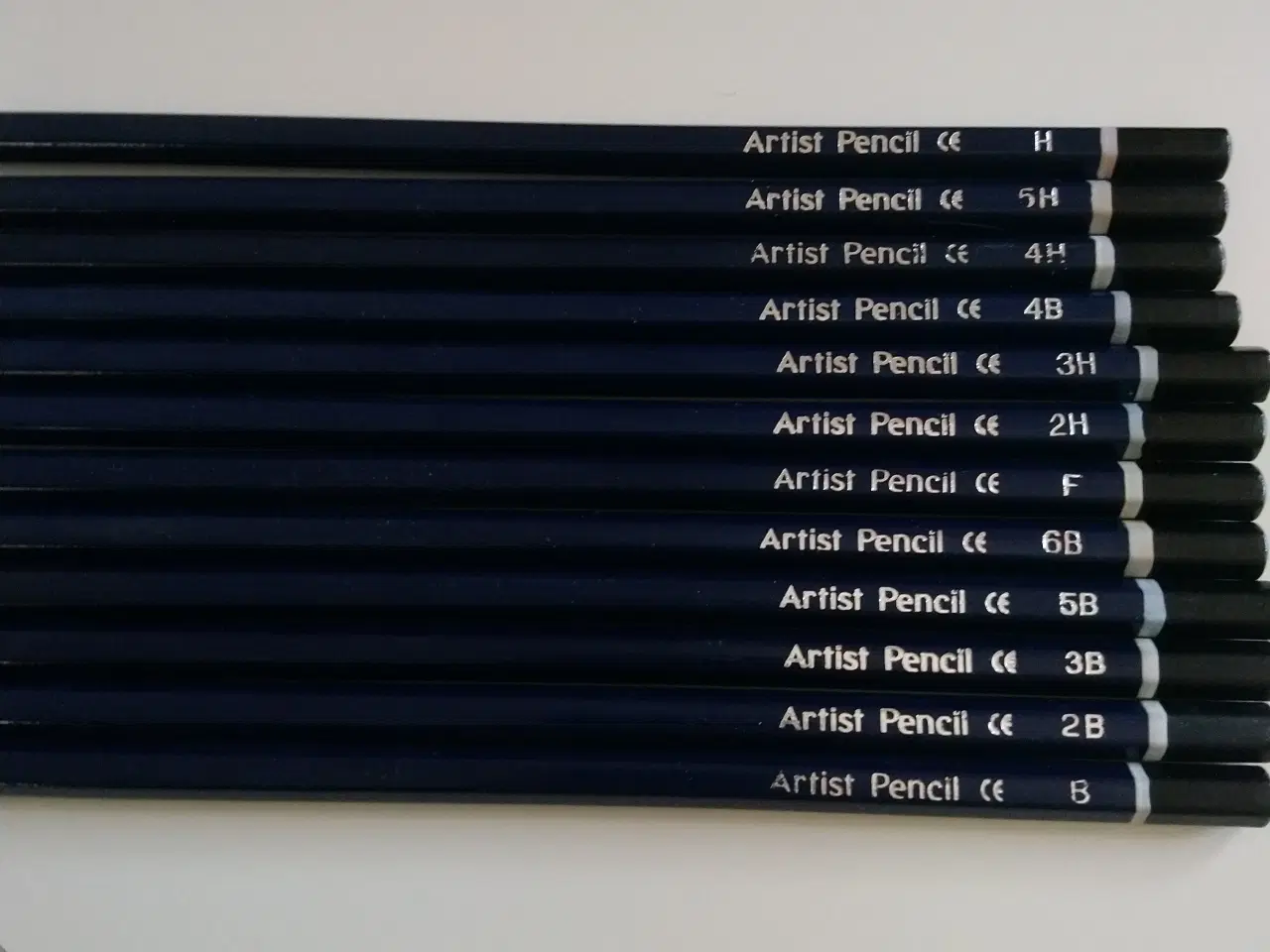 Billede 1 - 12 artist pencil/ 11 charcoal pencil