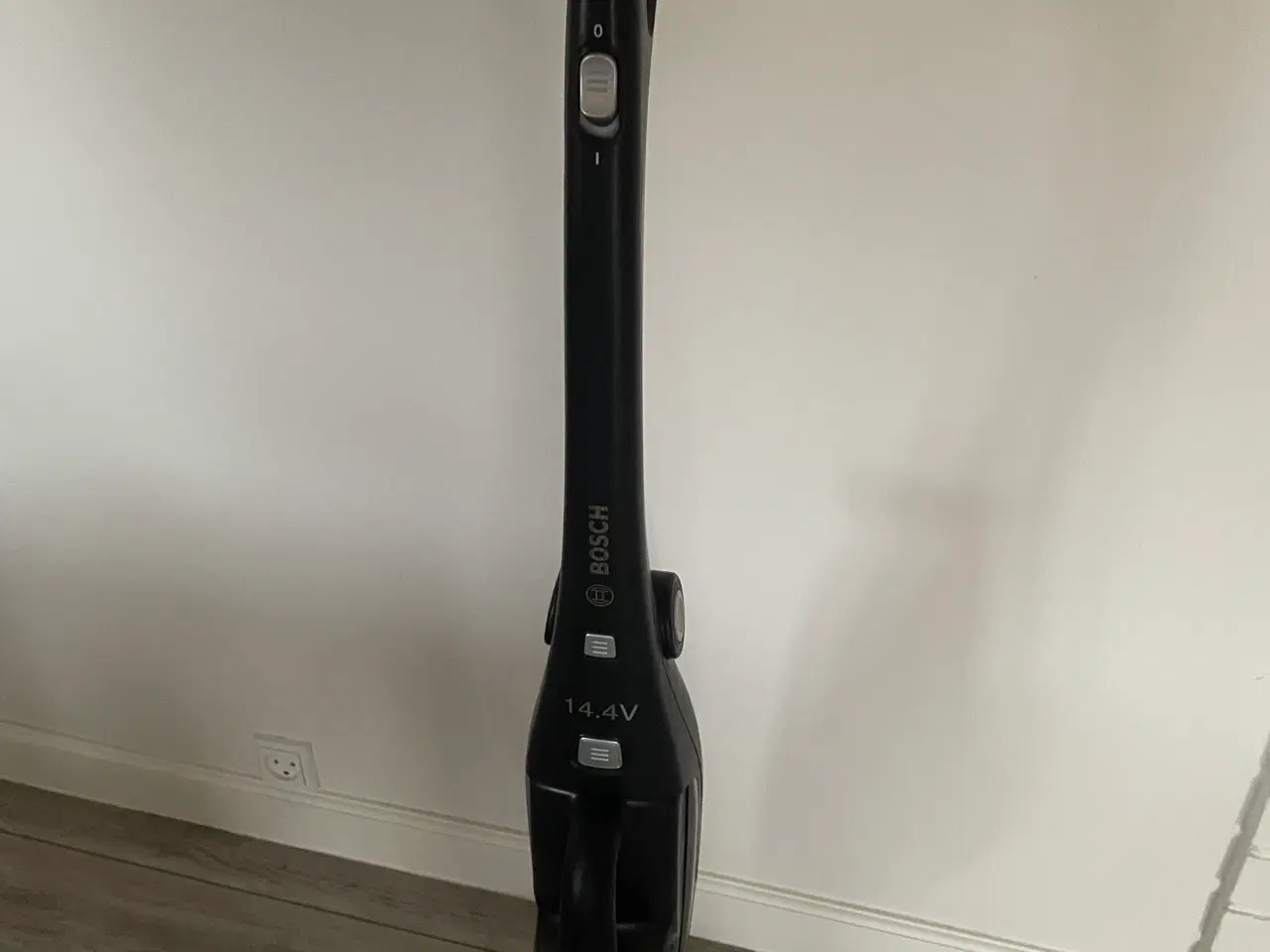 Billede 1 - Bosch støvsuger 2 i 1 poseløs