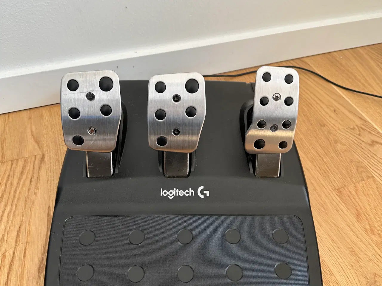 Billede 2 - Logitech G920 rat + pedaler – Perfekt til PC & Xbo