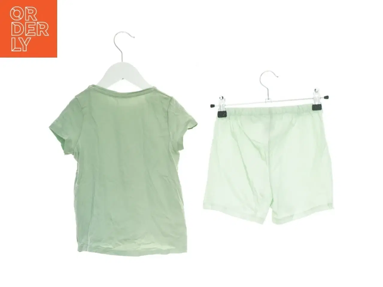 Billede 2 - Sæt børnetøj fra H&M (str. 116 cm)