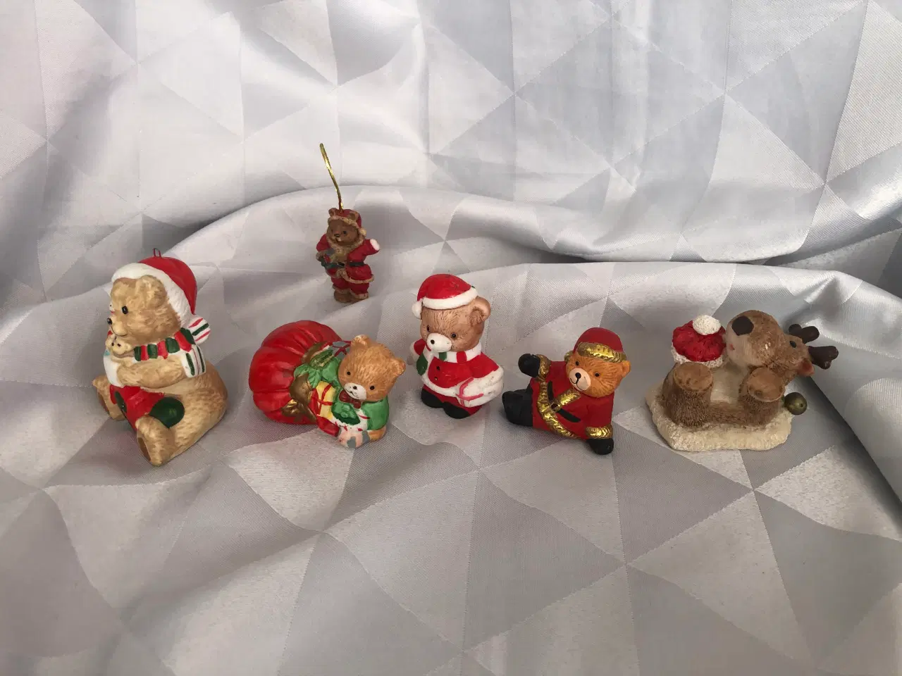 Billede 6 - 5 keramik/polyresin jule figurer