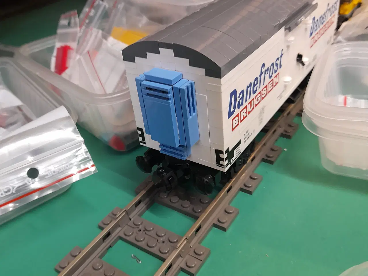 Billede 2 - Lego Tog, Danefrost, kølevogn