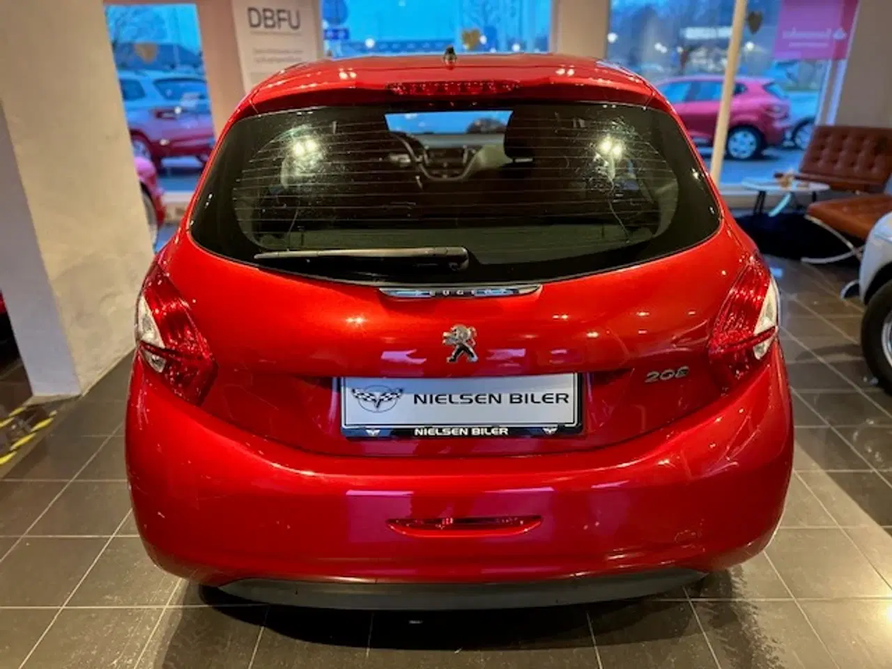 Billede 7 - 208 med fuld service.