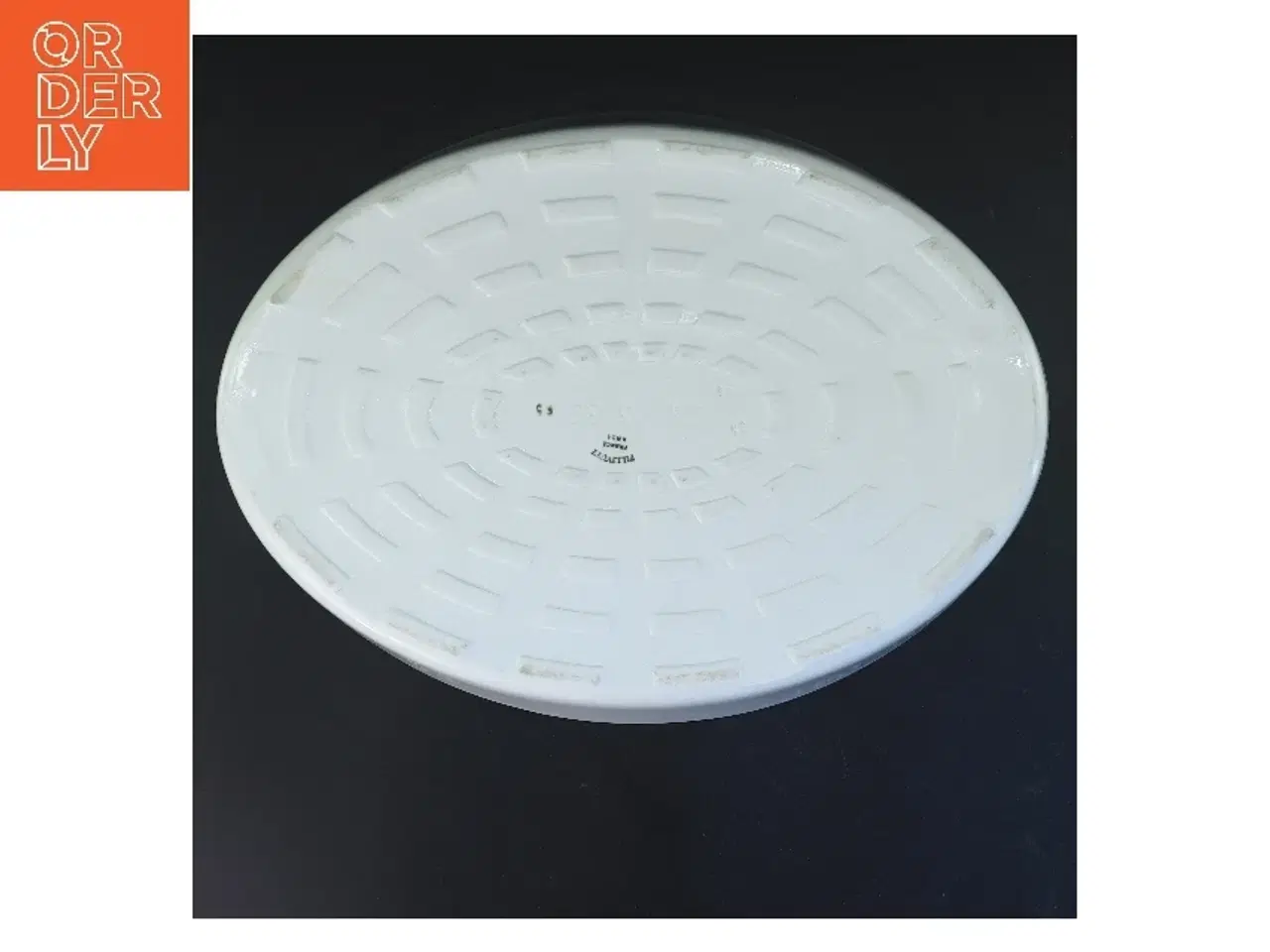 Billede 2 - Rund hvid porcelænsfad fra Pillivuyt (str. 37,5x27 cm)