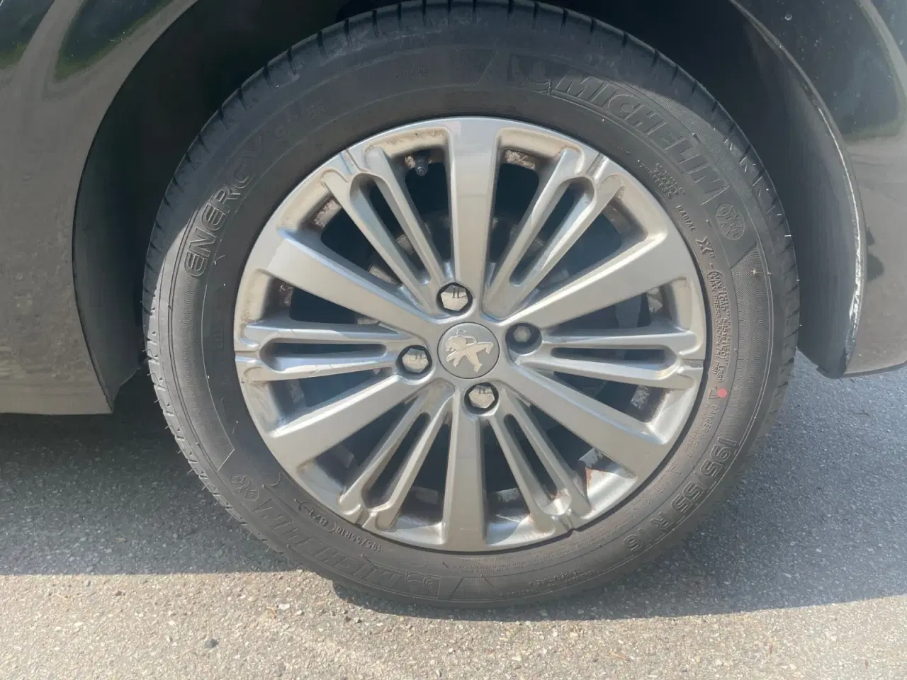 Billede 18 - Peugeot 208 1,6 BlueHDi 100 Allure Sky