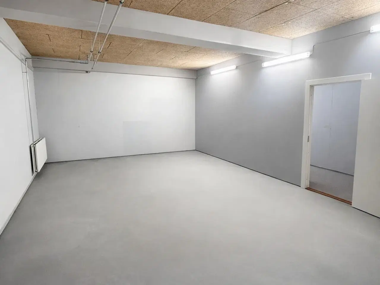Billede 1 - Højloftet flotte kælderlokaler på Frederiksberg