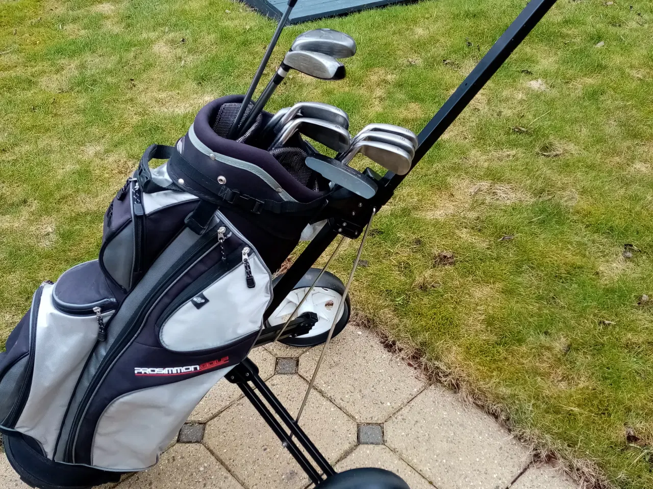 Billede 1 - GOLFSÆT MED VOGN