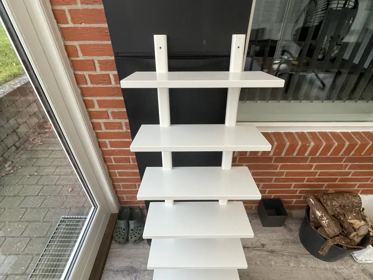 Billede 4 - IKEA Væghængt Reol – Som ny, hvid