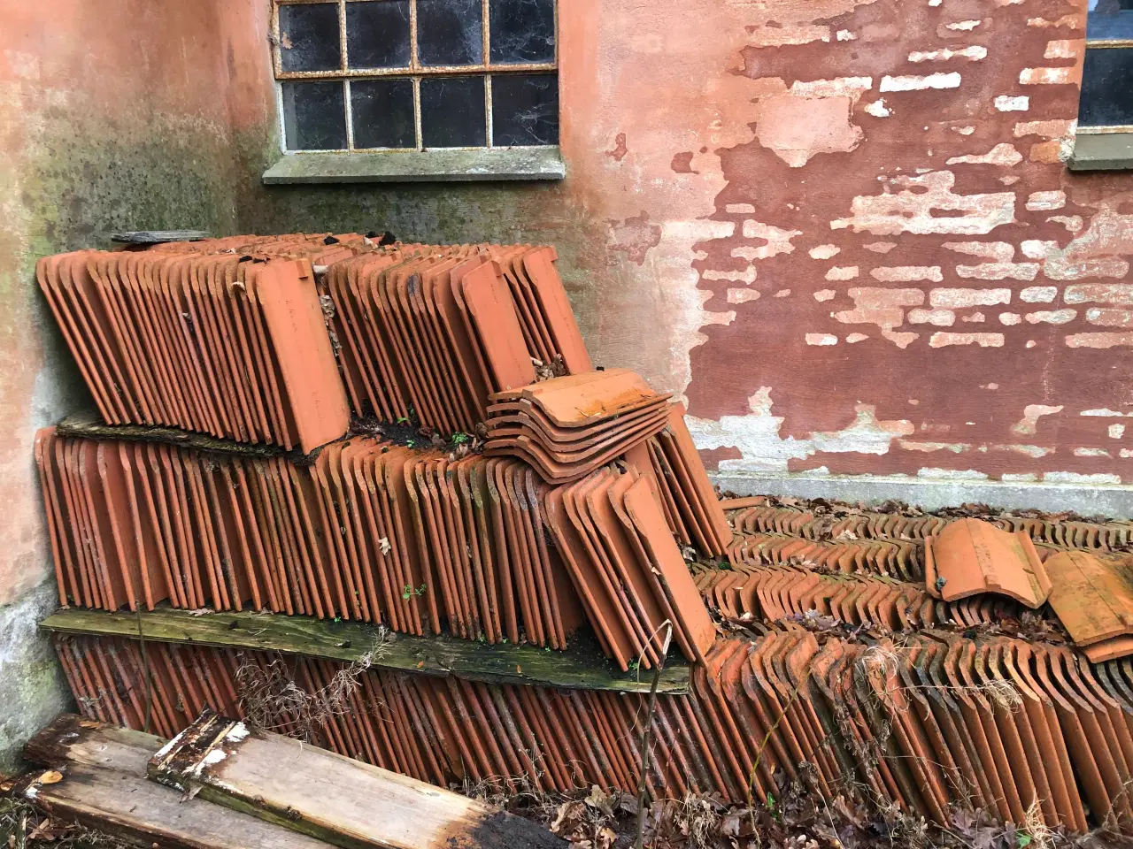 Billede 1 - Røde vingeteglsten