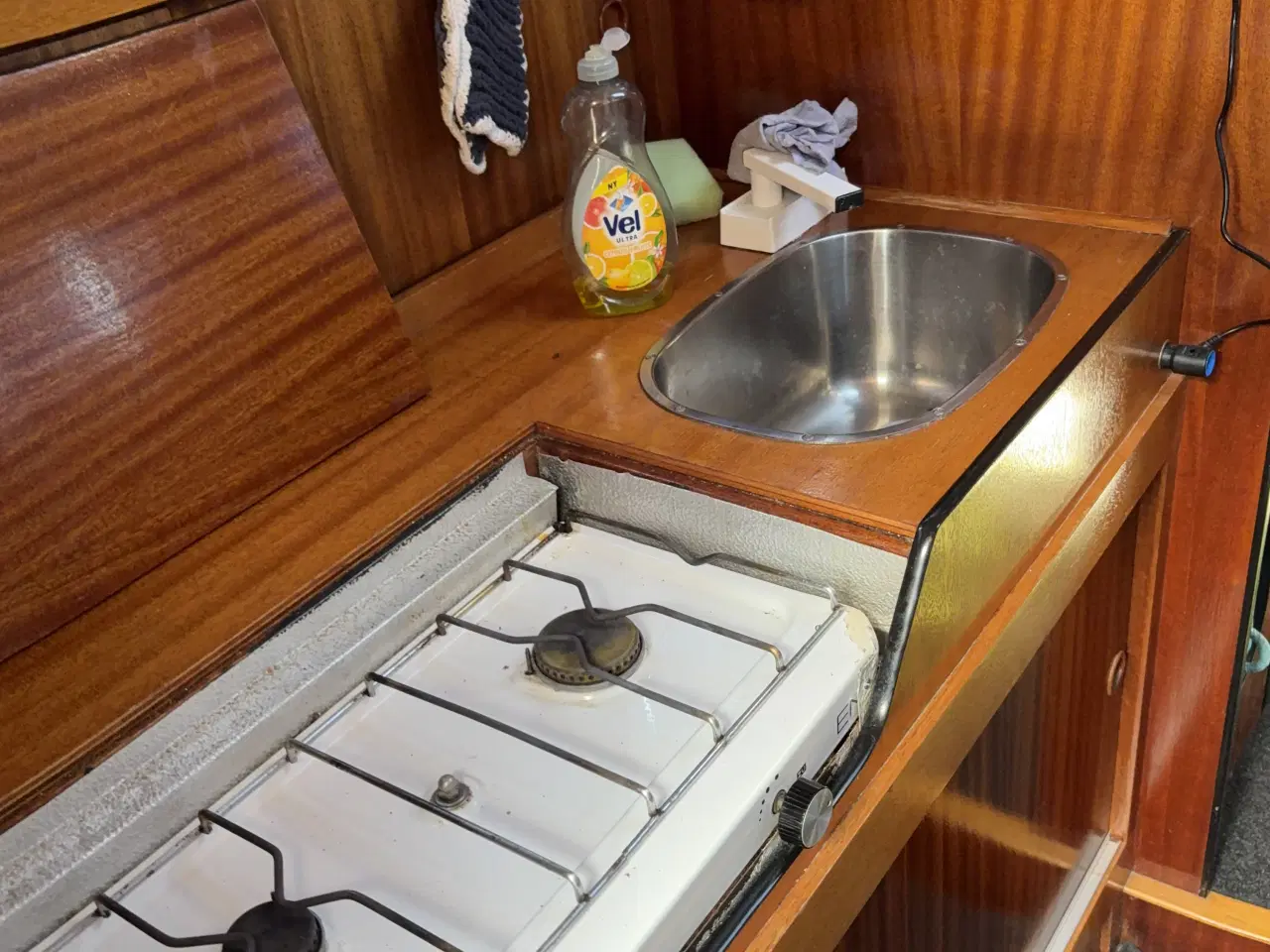 Billede 7 - Luna 26 motorbåd. 