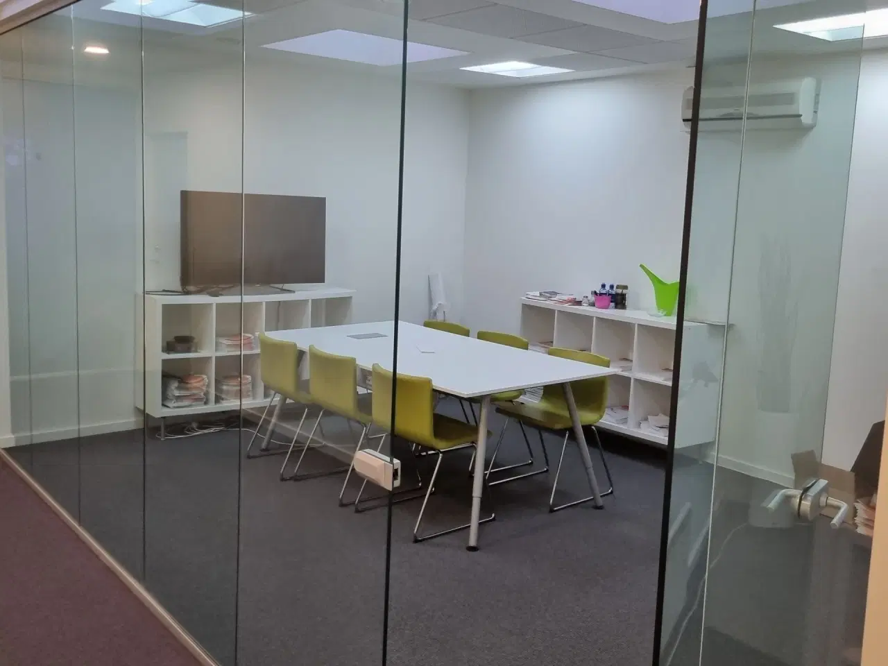 Billede 2 - Pæne kontorer med god indretning