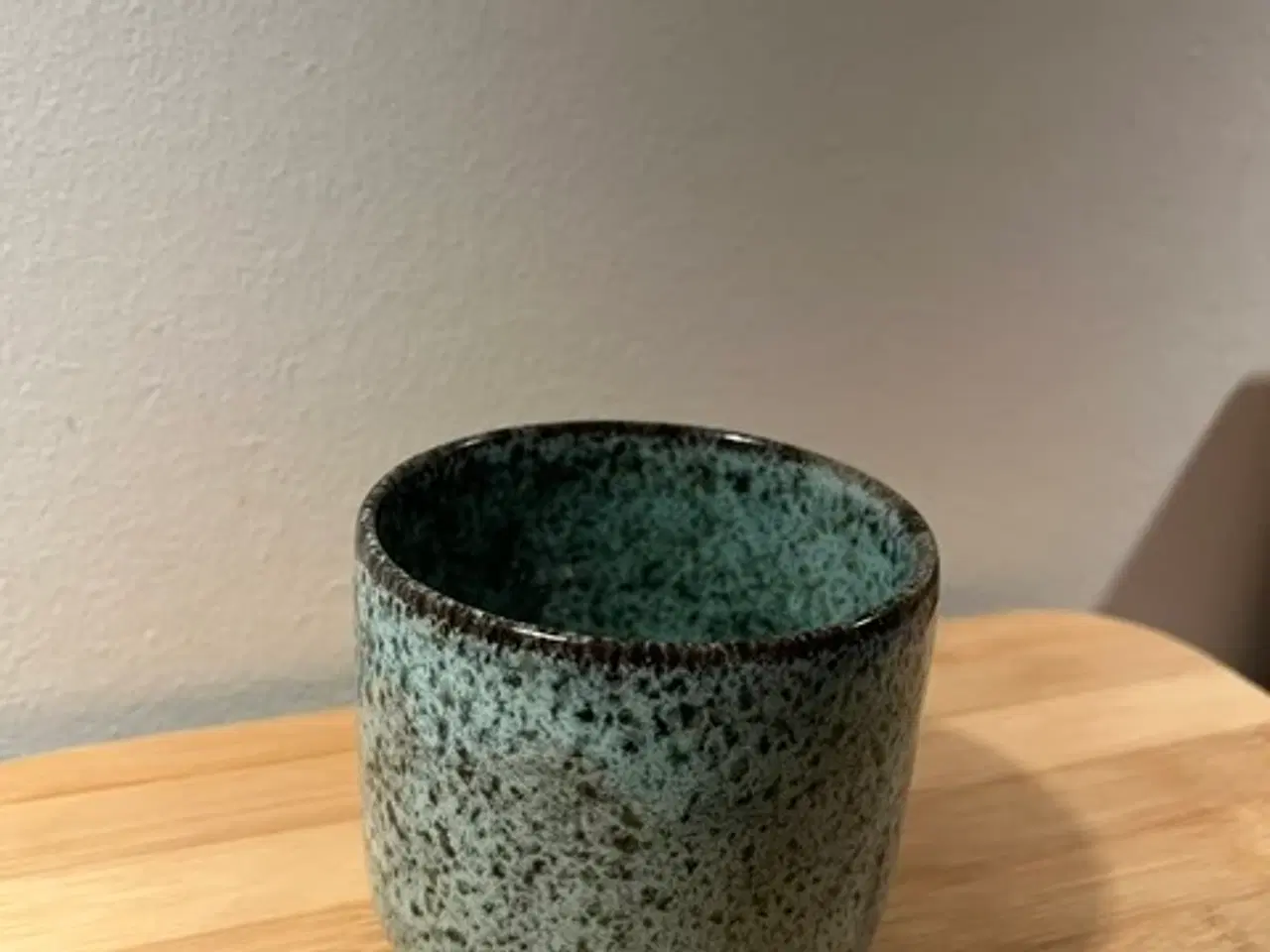 Billede 1 - Smuk håndlavet keramik kop – unika i nordisk stil