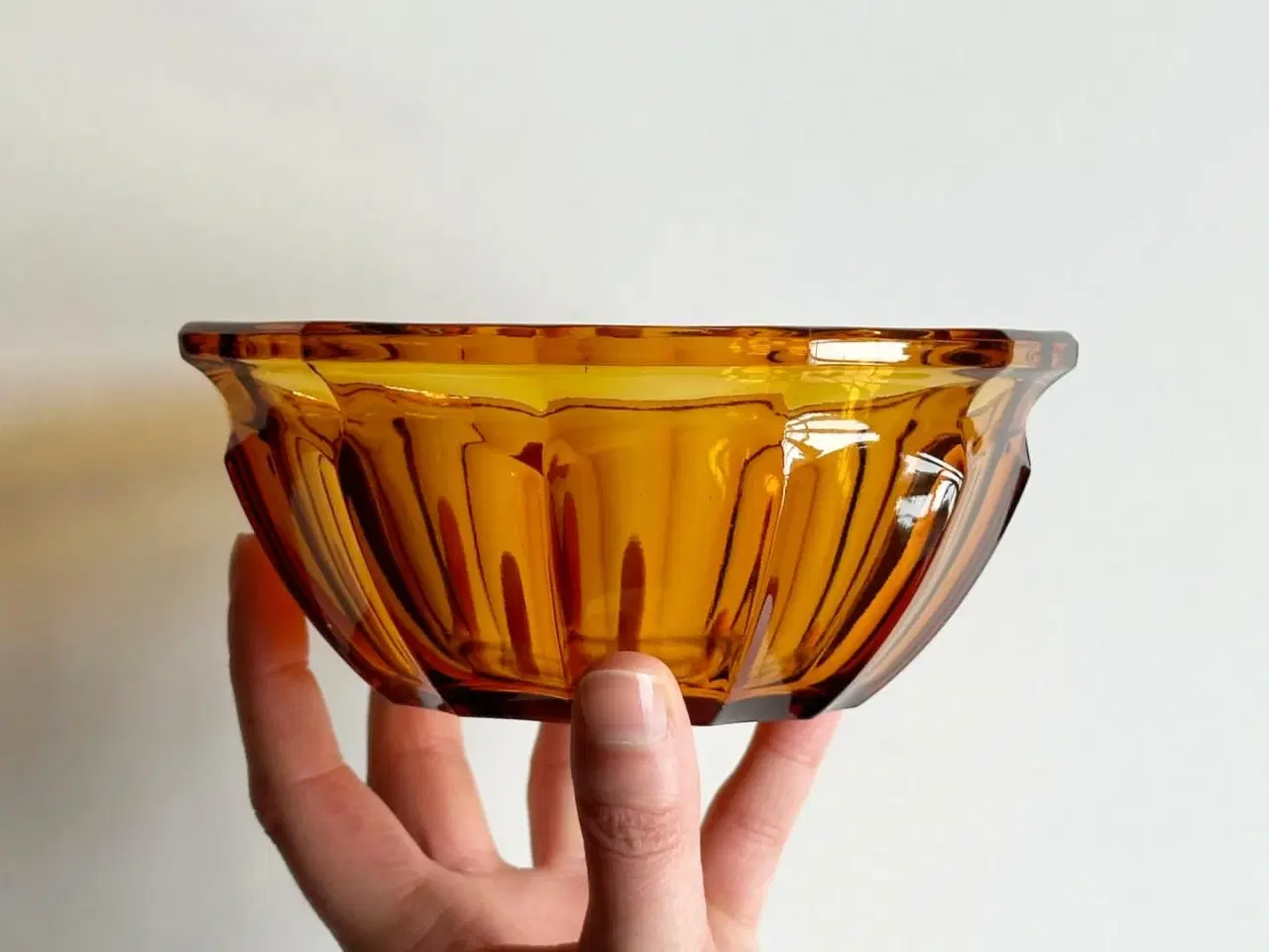 Billede 2 - Ravfarvet glasskål, NB