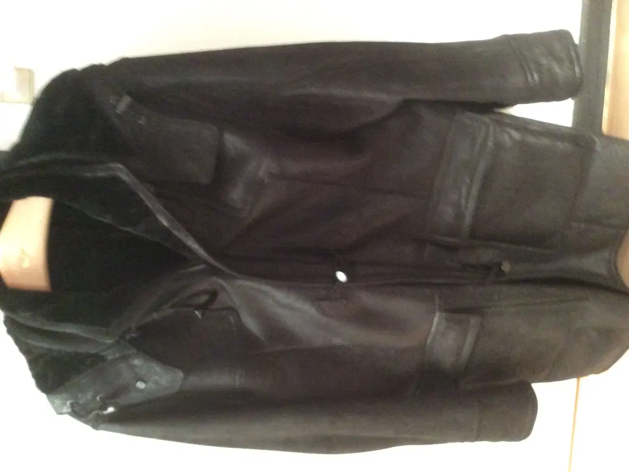 Billede 1 - Skind/læder jakke