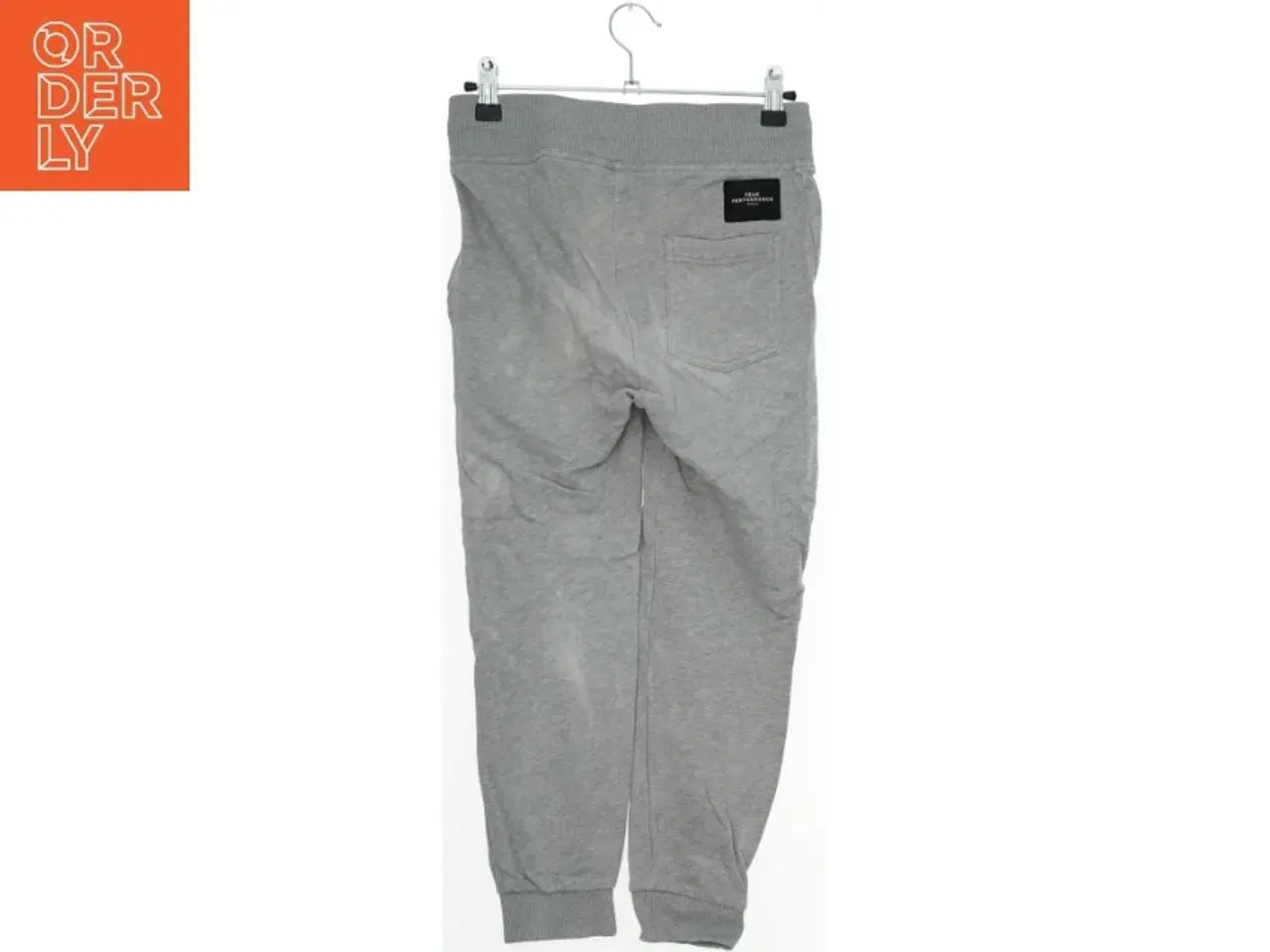 Billede 2 - Grå sweatpants fra PeakPerformance (str. 140)