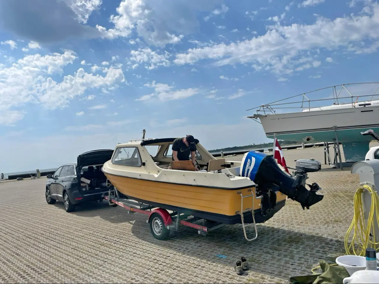 Billede 1 - Ryds Camping m/ 60 HK Mariner påhængsmotor