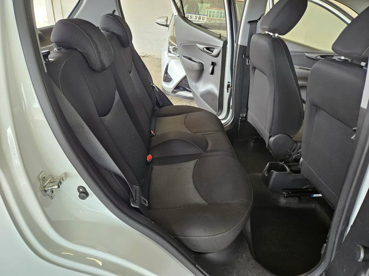 Billede 6 - Rigtig fin 2015 Opel Karl 1,0 Enjoy 75 hk nysynet 