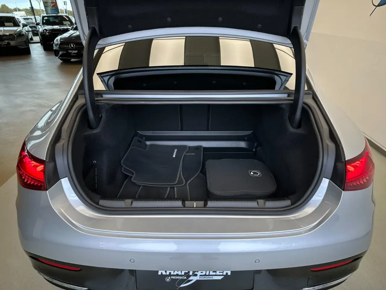 Billede 8 - Mercedes EQE350  AMG Edition