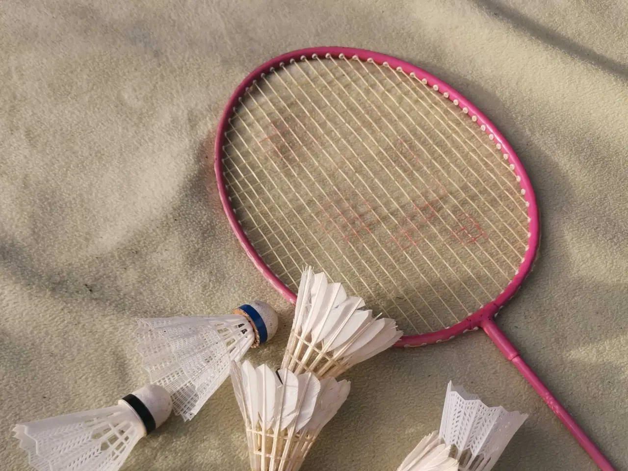 Billede 4 - Yonex badminton sæt 50 kr ialt 🌸