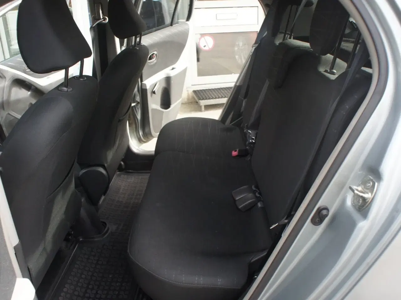 Billede 17 - Toyota Yaris 1,3 Luna