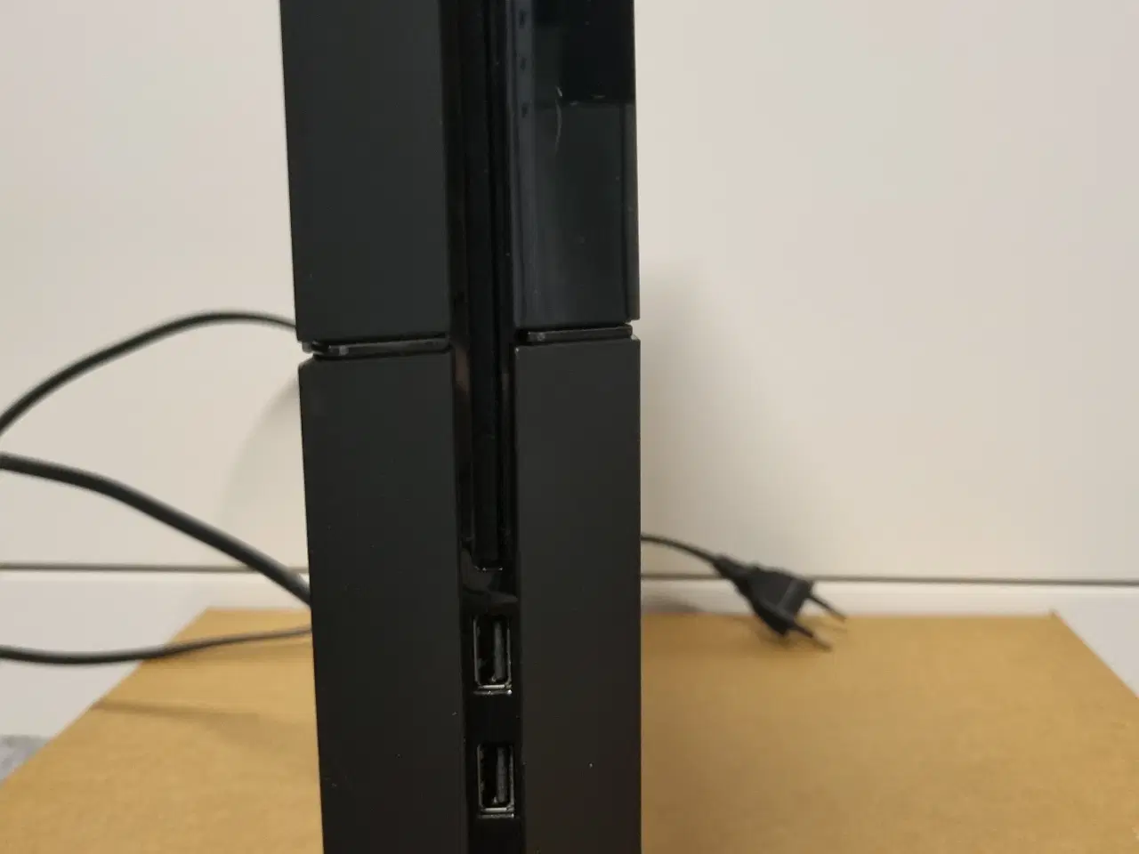 Billede 4 - Sony Playstation 4 konsol sort med DualShock 4 con