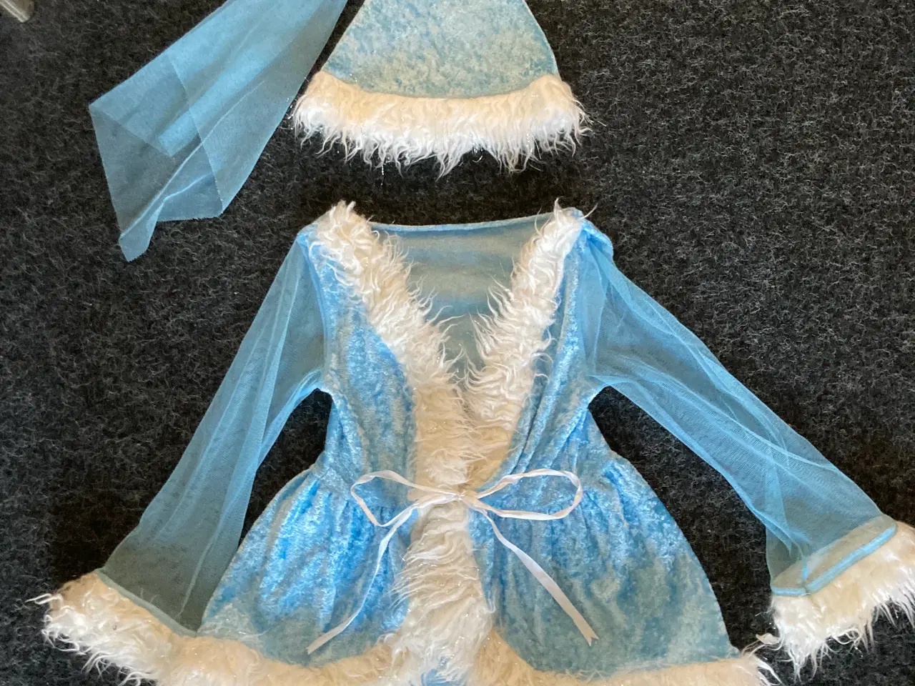 Billede 1 - Udklædningstøj