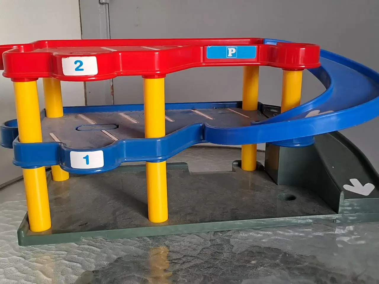 Billede 1 - 2 garager til små biler